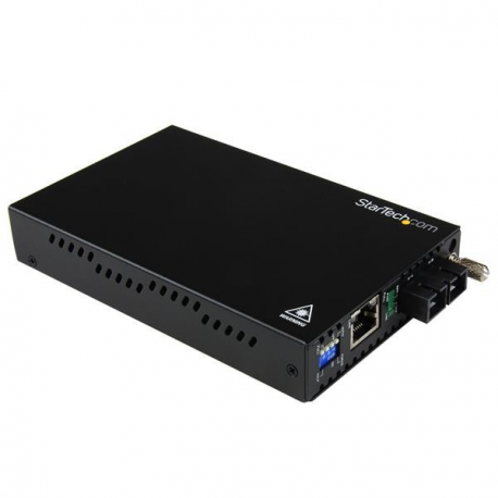 StarTech.com Multimode (MM) SC Fiber Media Converter for 1Gbe Network - 550m Range - Gigabit Ethernet -Remote Monitoring - 850nm (ET91000SC2) - Fibre media converter - GigE - 1000Base-LX, 1000Base-SX, 1000Base-T - RJ-45 / SC multi-mode - up to 550 m - 850 nm - for P / N: ETCHS2U, SVA12M2NEUA, SVA12M5NA - 1