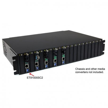 StarTech.com Multimode (MM) SC Fiber Media Converter for 1Gbe Network - 550m Range - Gigabit Ethernet -Remote Monitoring - 850nm (ET91000SC2) - Fibre media converter - GigE - 1000Base-LX, 1000Base-SX, 1000Base-T - RJ-45 / SC multi-mode - up to 550 m - 850 nm - for P / N: ETCHS2U, SVA12M2NEUA, SVA12M5NA - 4