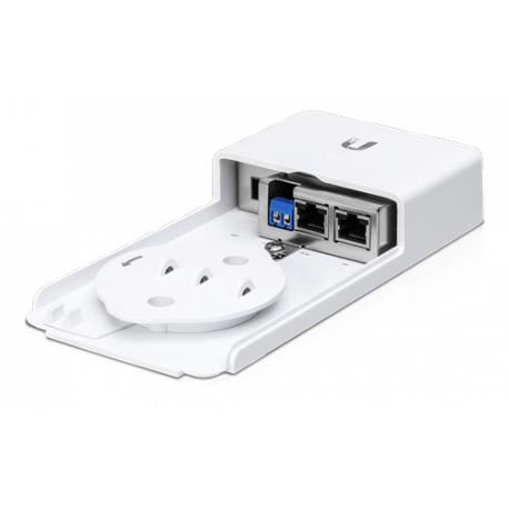 Ubiquiti FiberPoE - Gen 2 - fibre media converter - GigE - 1000Base-T, 1000Base-X - SFP+ / RJ-45 - 1