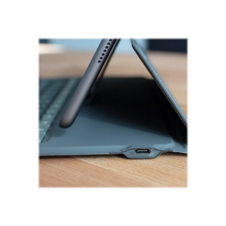 ZAGG Messenger Folio 2 - Keyboard and folio case - Bluetooth - Nordic - charcoal keyboard, charcoal case - for Apple 10.2-inch iPad (7th generation, 8th generation); 10.5-inch iPad Air (3rd generation) - 14