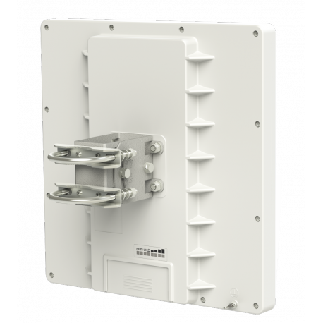 MikroTik RouterBOARD RB911G-5HPnD - Wireless router - GigE - 802.11a / n - 5 GHz - internal - 0