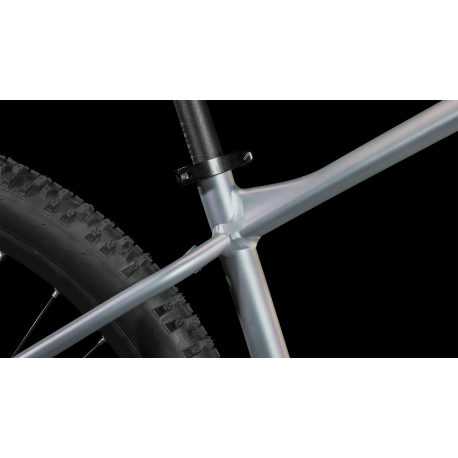 Equip Life - Patch cable - RJ-45 (M) to RJ-45 (M) - 1 m - UTP - CAT 6 - molded, stranded - beige - 4