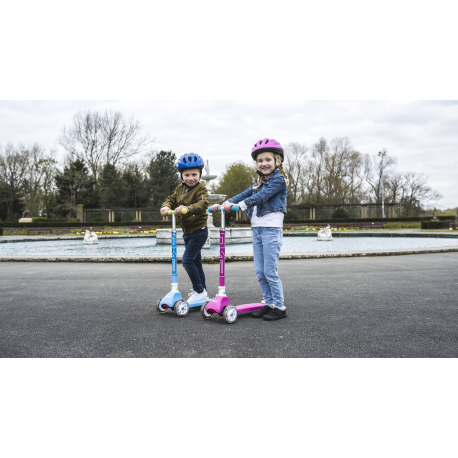 equip - Patch cable - RJ-45 (M) to RJ-45 (M) - 25 cm - SFTP, PiMF - CAT 6a - halogen-free, molded, snagless, stranded - black - 4