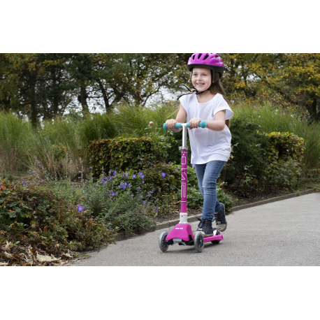 equip - Patch cable - RJ-45 (M) to RJ-45 (M) - 50 cm - SFTP, PiMF - CAT 6a - molded, stranded - black - 5