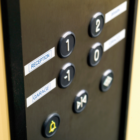 DYMO LabelMANAGER 420P - Labelmaker - B / W - thermal transfer - Roll (1.9 cm) - 180 dpi - USB - cutter - 23