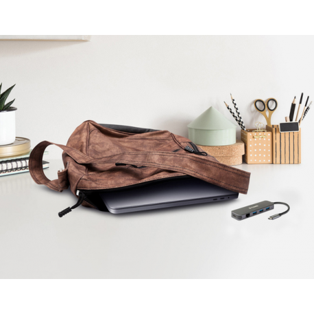 D-Link DUB-2334 - Docking station - USB-C - HDMI - GigE - 3