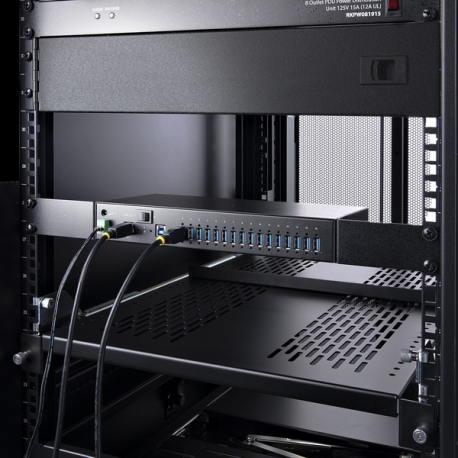 StarTech.com 16-Port Industrial USB 3.0 Hub 5Gbps, Metal, DIN / Surface / Rack Mountable, ESD Protection, Terminal Block Power, up to 120W Shared USB Charging, Dual-Host Hub / Switch (5G16AINDS-USB-A-HUB) - Hub - industrial - 16 x USB 3.2 Gen 1 - desktop, rack-mountable, DIN rail mountable - 1