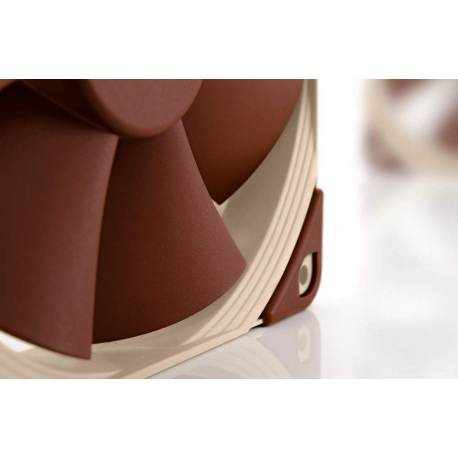 Noctua NF-F12 5V - Case fan - 120 mm - 7
