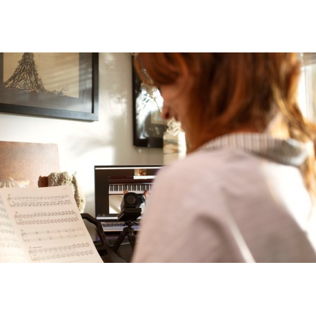 HP 965 Streaming - Webcam - colour - 8 MP - 3840 x 2160 - audio - USB 3.0 - 9