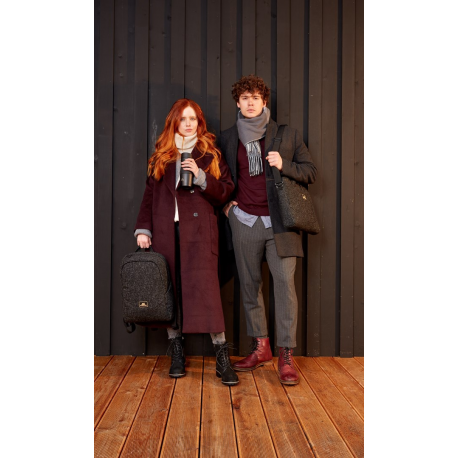 Riva Case Anvik 7962 - Notebook carrying backpack - up to 15.6" - black - 25