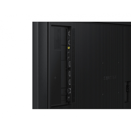 Samsung QM32C - 32" Diagonal Class (31.5" viewable) - QMC Series LED-backlit LCD display - Crystal UHD - digital signage - Tizen OS - 1080p 1920 x 1080 - Edge LED - black - 3