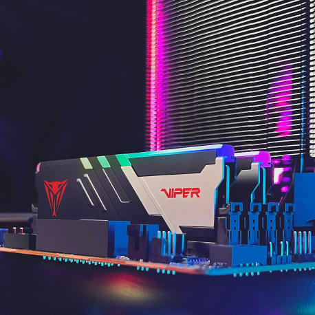 Patriot Viper Venom RGB DDR5 series - DDR5 - kit - 64 GB: 2 x 32 GB - DIMM 288-pin - 5200 MHz / PC5-41600 - CL40 - unbuffered - on-die ECC - silver, red, matte black - 5