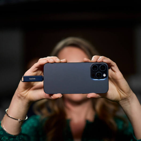 SanDisk Phone Drive - USB flash drive - 128 GB - USB-C  /  Lightning - metallic sky - 2