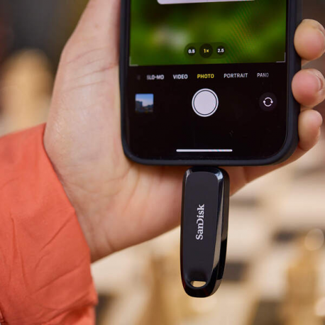 SanDisk Phone - USB flash drive - 256 GB - USB 3.2 Gen 1  /  USB-C - black - 3