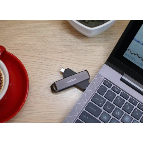 SanDisk Extreme PRO Dual Drive - USB flash drive - 512 GB - USB-C 3.2 Gen 2 - 1