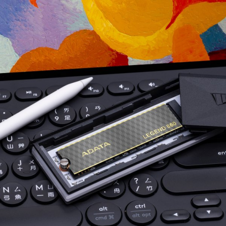 ADATA Legend 860 - SSD - 500 GB - internal - M.2 2280 - PCIe 4.0 x4 (NVMe) - integrated heatsink - 4