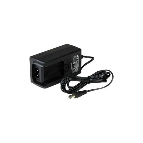 StarTech.com Universal Replacement Power Adapter - DC 5 Volts, 3 Amps Power Adapter (SVA5M3NEUA) - Power adapter - AC 100-240 V - for P / N: HD2VID2, ST121HD20FXA, ST121HD20L, ST121WHDLR, USB2G4LEXT2NA, VID2HDCON2, VID2VGATV3 - 2